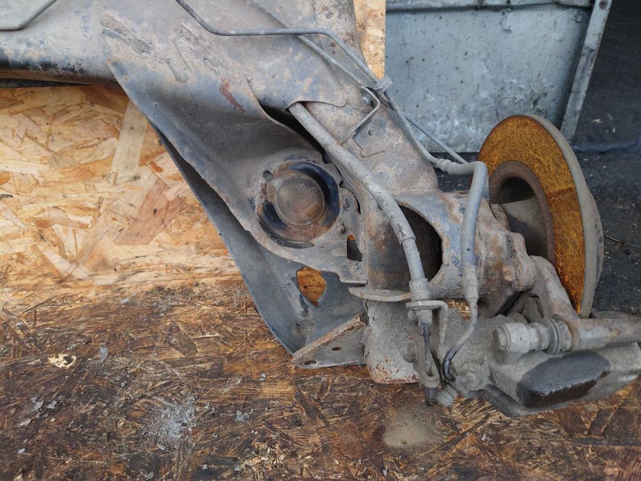 Renault Megane II HB Belka Zawieszenia Oś Tył Tylna ABS