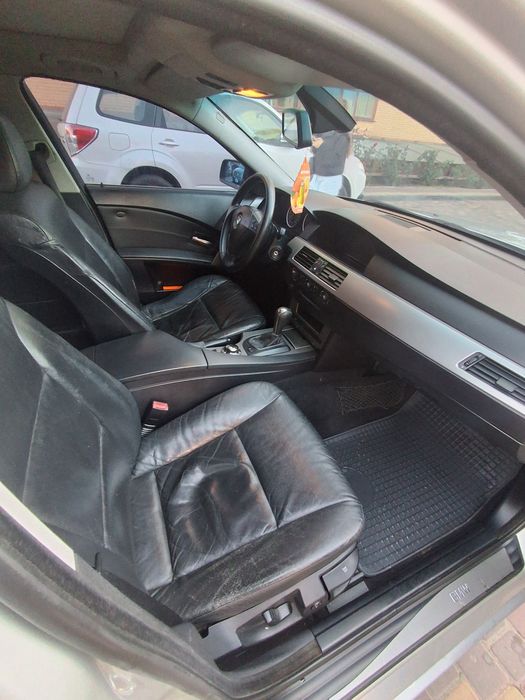 Продам  BMW  E61