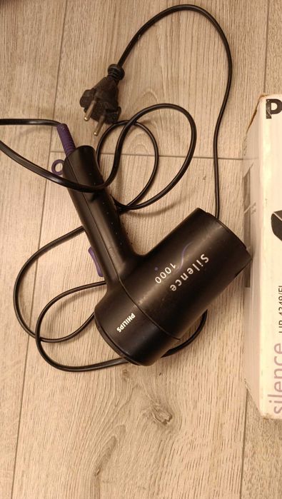 Фен Филипс PHILIPS, рабочий + насадка