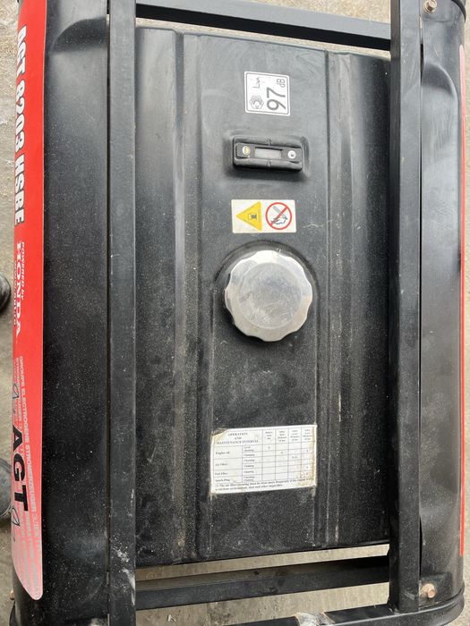 Генератор АГТ8203