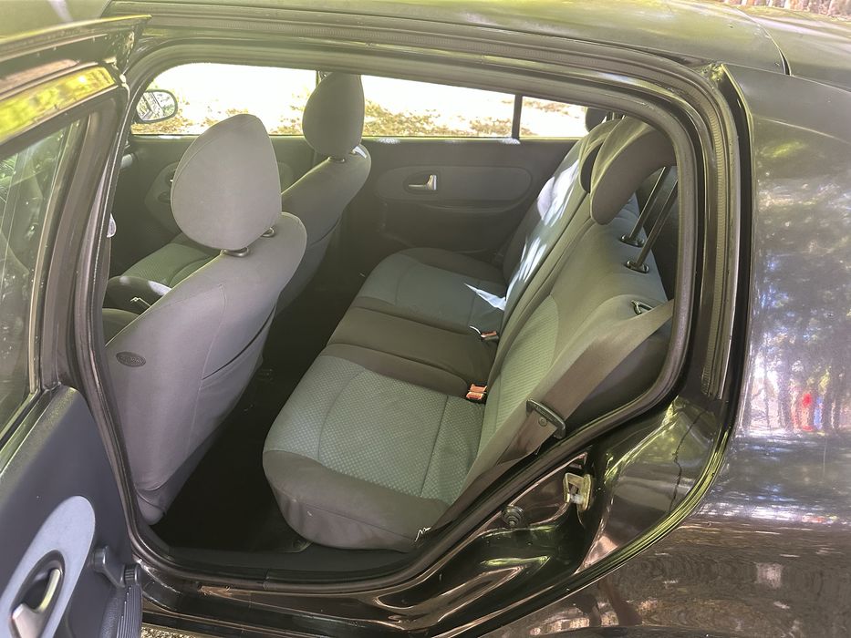 Renault clio 1.5 dci ,A/C  carregado