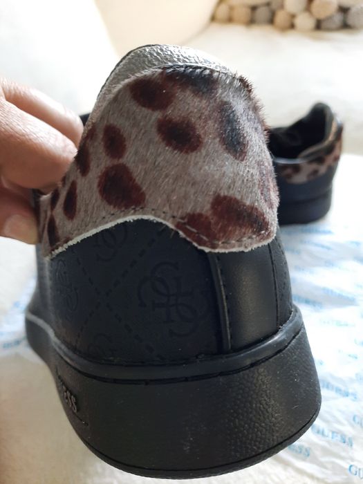 Sprzedam buty Guess damskie