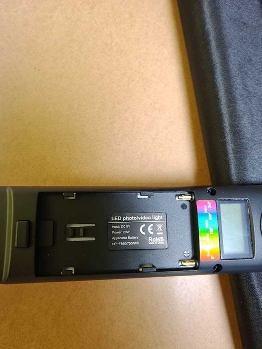 Tubo de Luz LED RGB Tolifo ST-20RGB com Comando e Bolsa – Novo