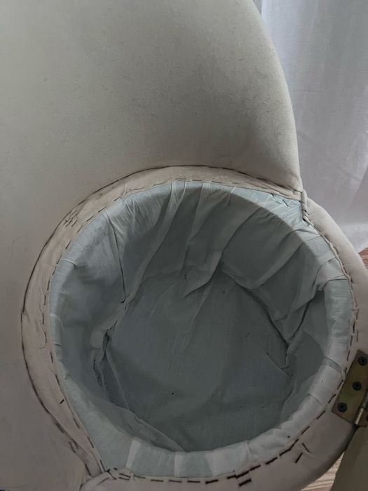 Fotel pufa ze schowkiem PRL