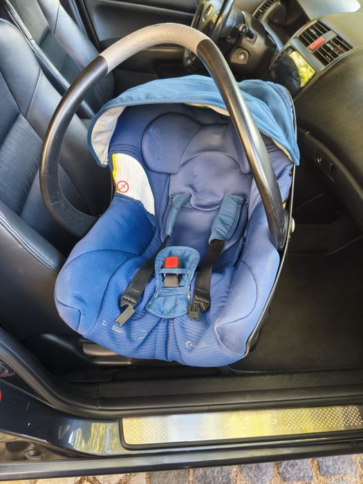 Selling baby stroller (egg and walk models)64752274924418123