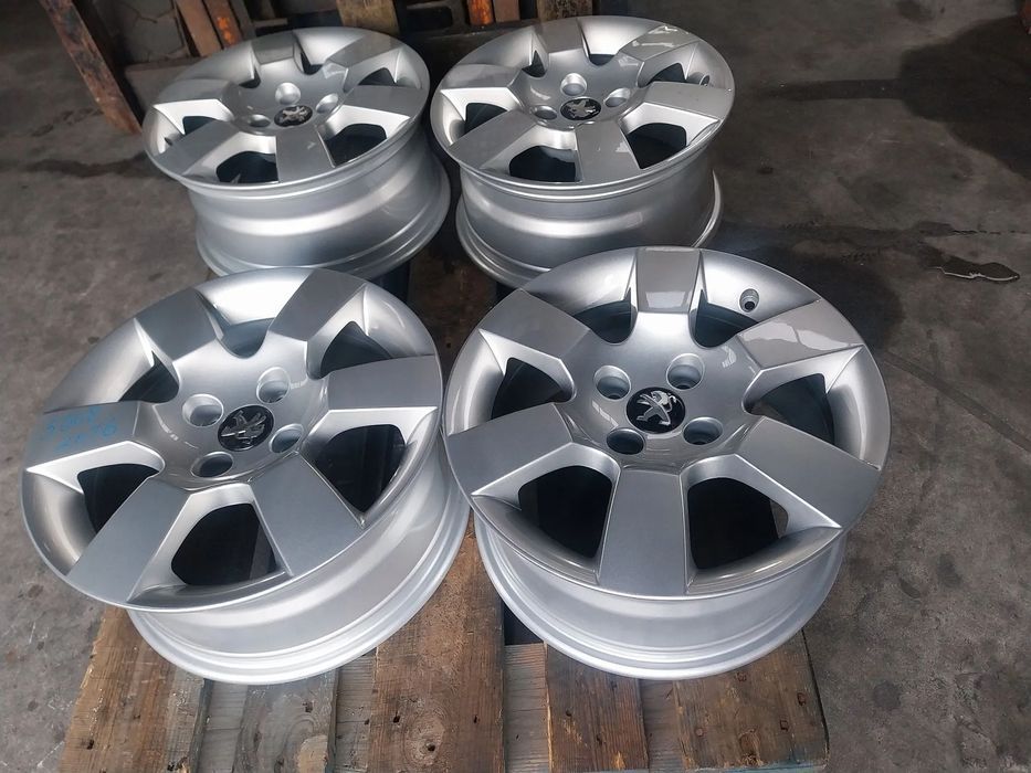 Jantes Peugeot 5008 16" Ref: 9685783880