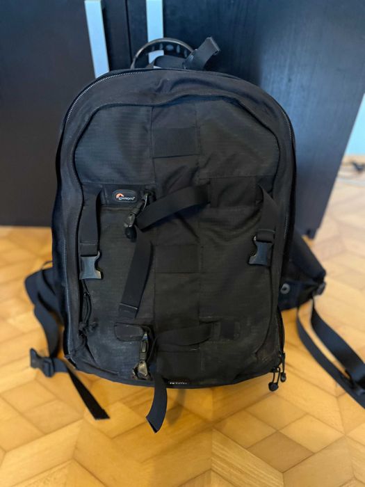 Duży plecak fotograficzny LowePro – stan bardzo dobry