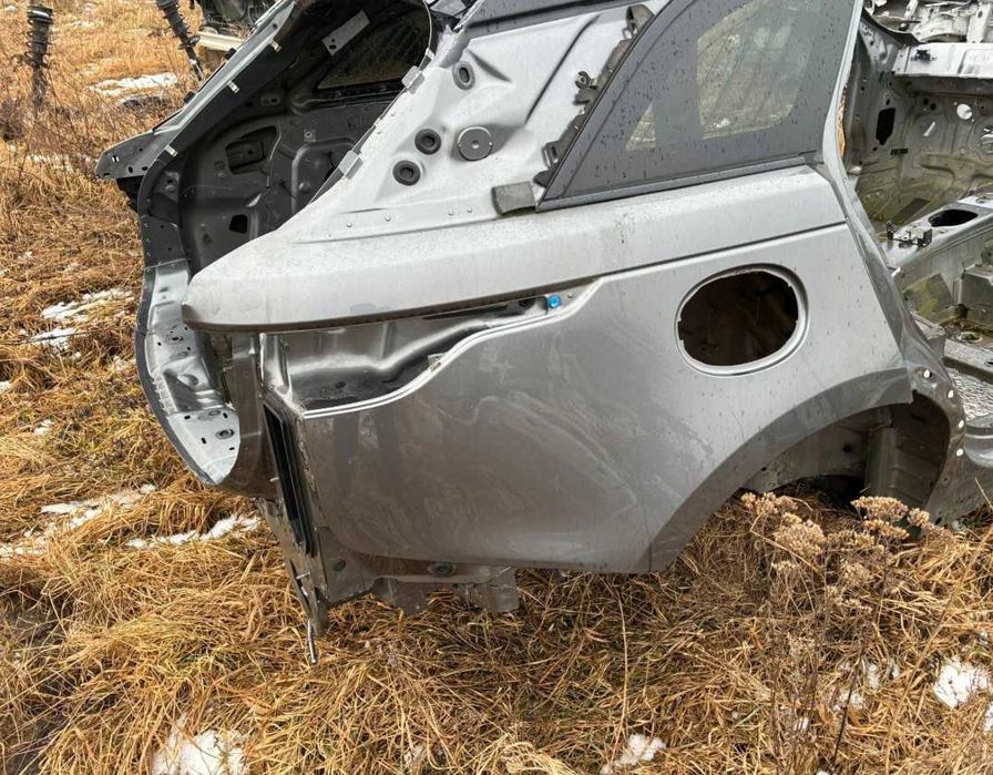 Четверть задняя левая правая Range Rover Velar рендж ровер велар чверть ліва права