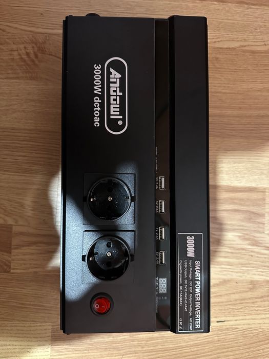Andowl 3000W smart power inverter