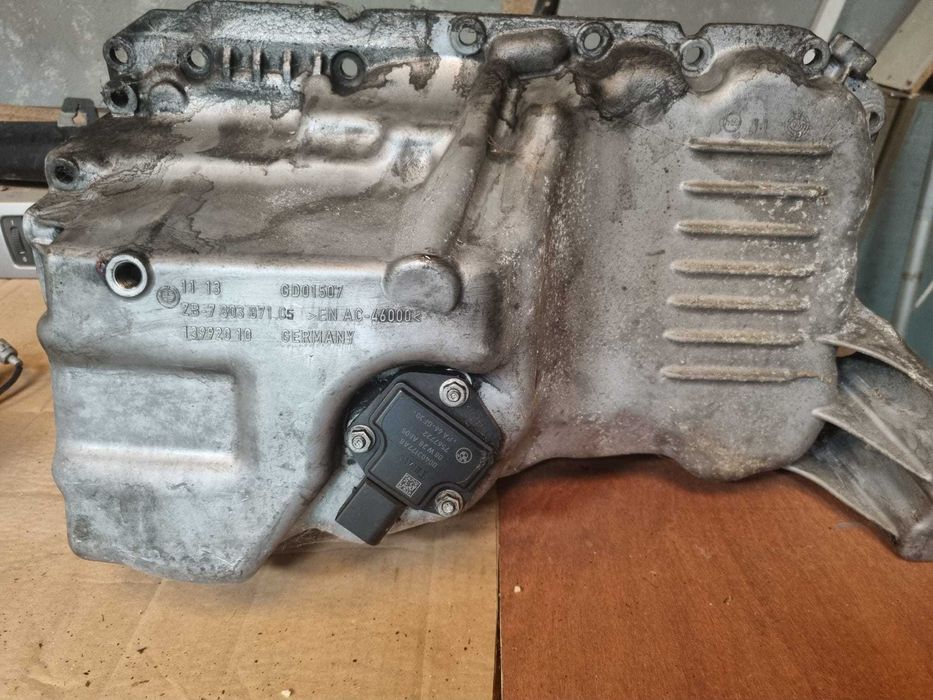 Carter do oleo com sensor bmw 320d 520d 13992010