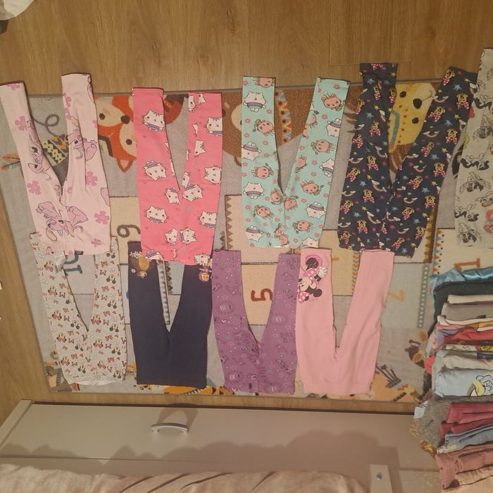 Zestaw BOX paka ubrań  dla dziewczynki 98-104