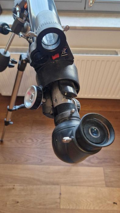 Teleskop Celestron AstroMaster 70 EQ