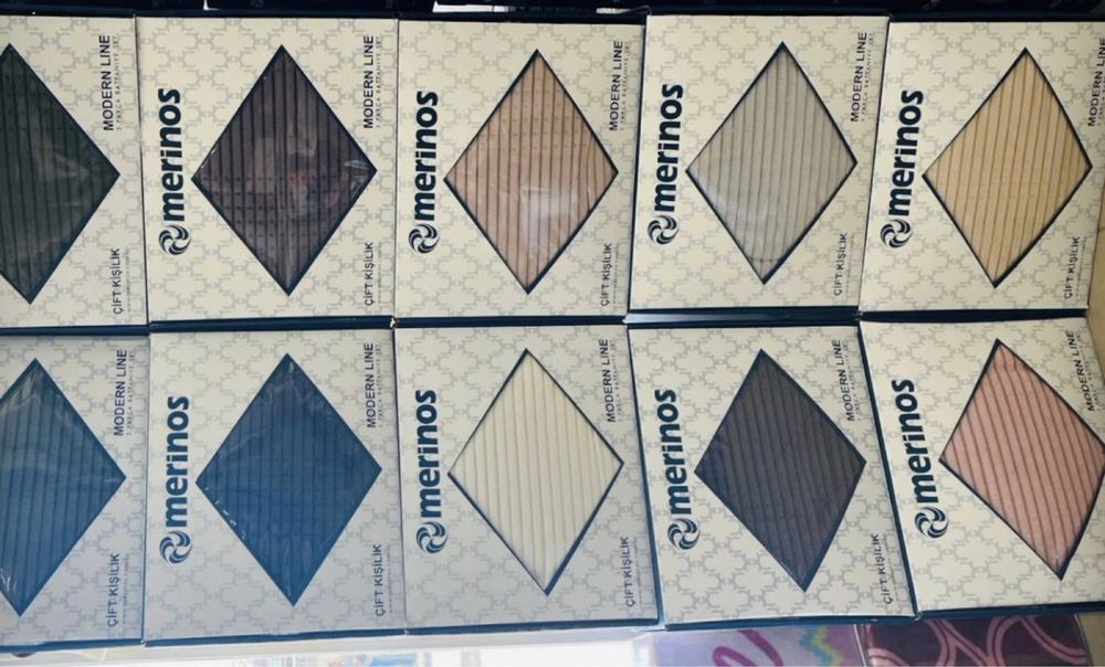 Наматрасник непромокаемый ,  простынь на резинке Турция