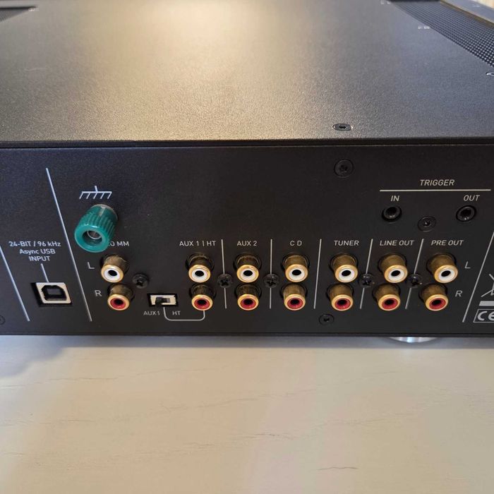 Musical Fidelity M5si – Amplificador Integrado Dual Mono (Como Novo)