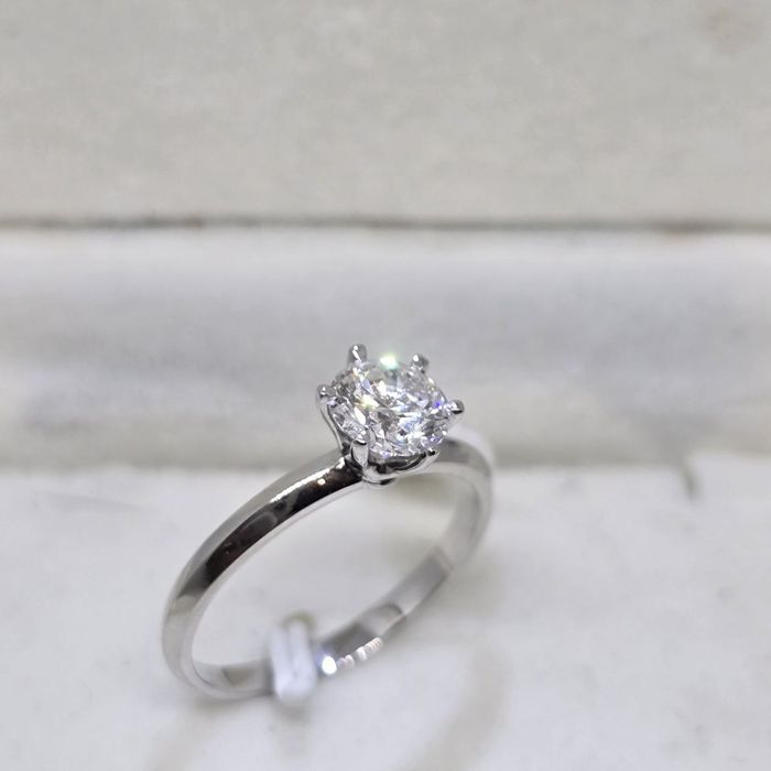 1.16 ct E/VVS1 Excellent бриллиант, сертификат. Золотое кольцо