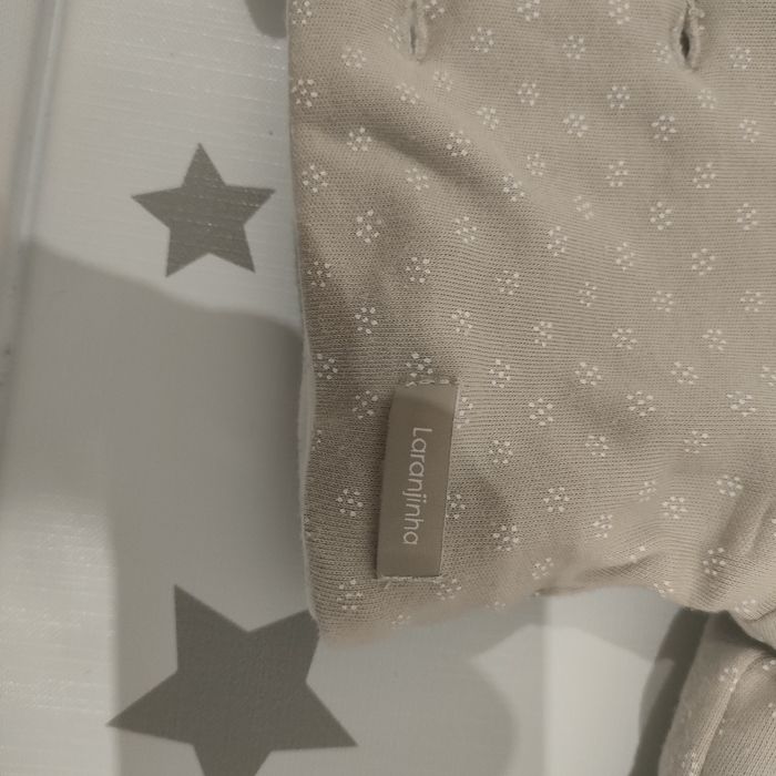 Casaco e body, marca Laranjinha.