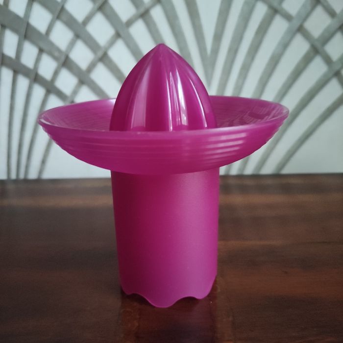 Посуд Tupperware (новий та б/в)