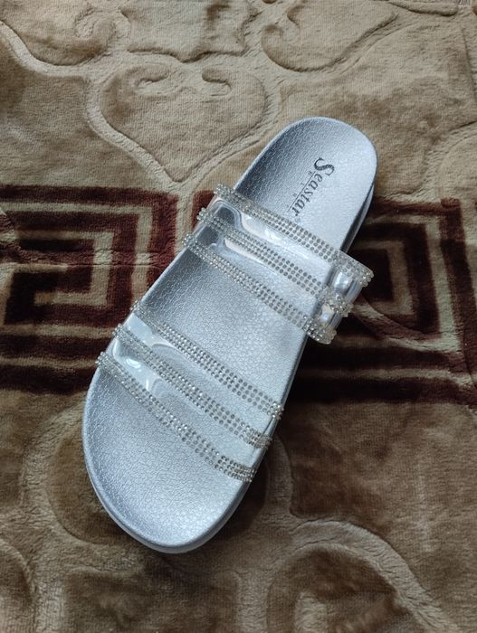 Klapki transparentne cyrkonie srebrne