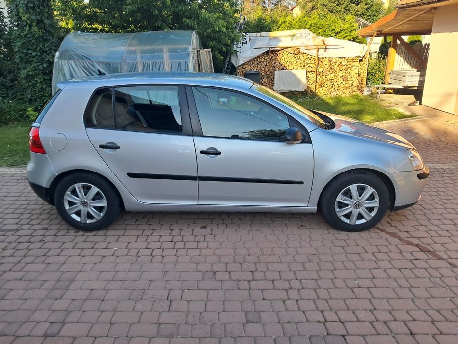 Volkswagen Golf 5 2.0 sdi.