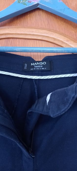Spodnie cygaretki Mango