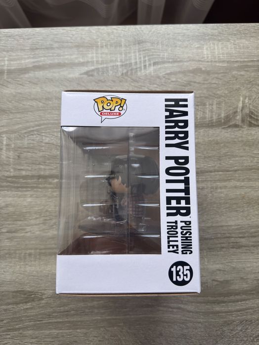 Фігурка Funko Pop Deluxe Harry Potter Pushing Trolley нова оригінал