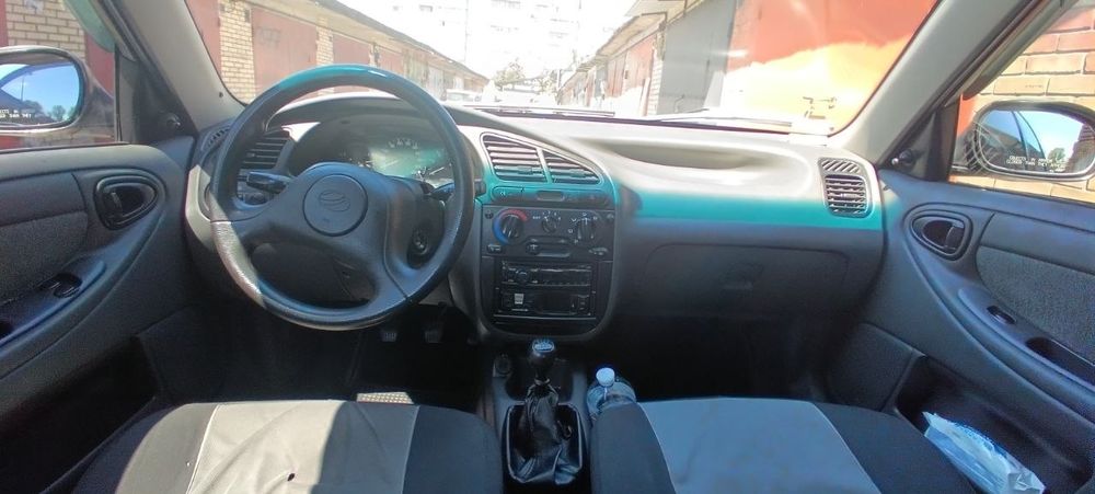 Автомобіль Dаewoo Lanos