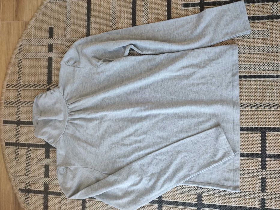 szary golfik, używany