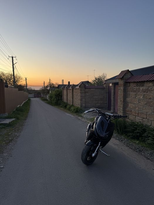Yamaha aerox str8