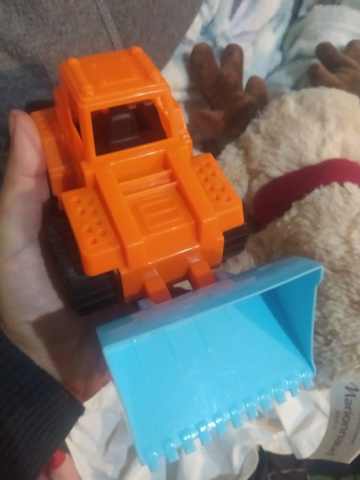 Brinquedo trator escavadora como novo - portes CTT grátis