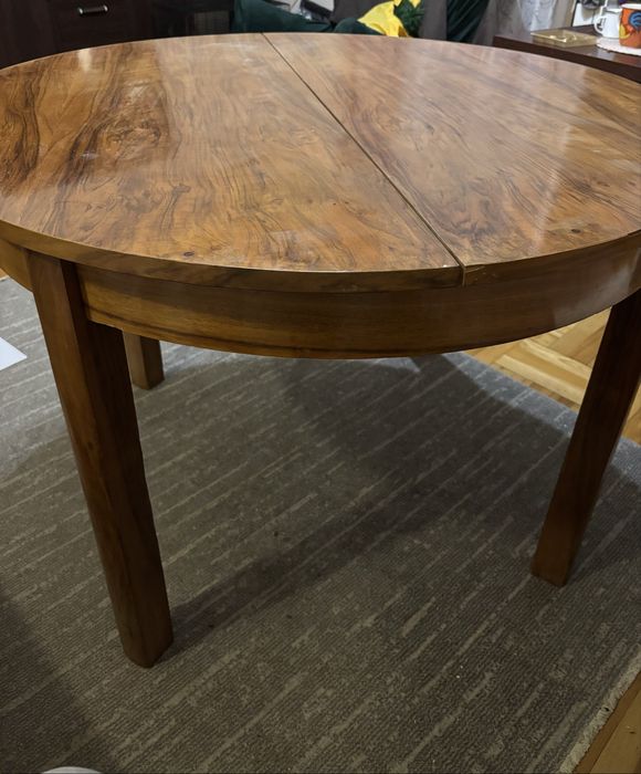 Masywny stół okrągły prl rozkładany