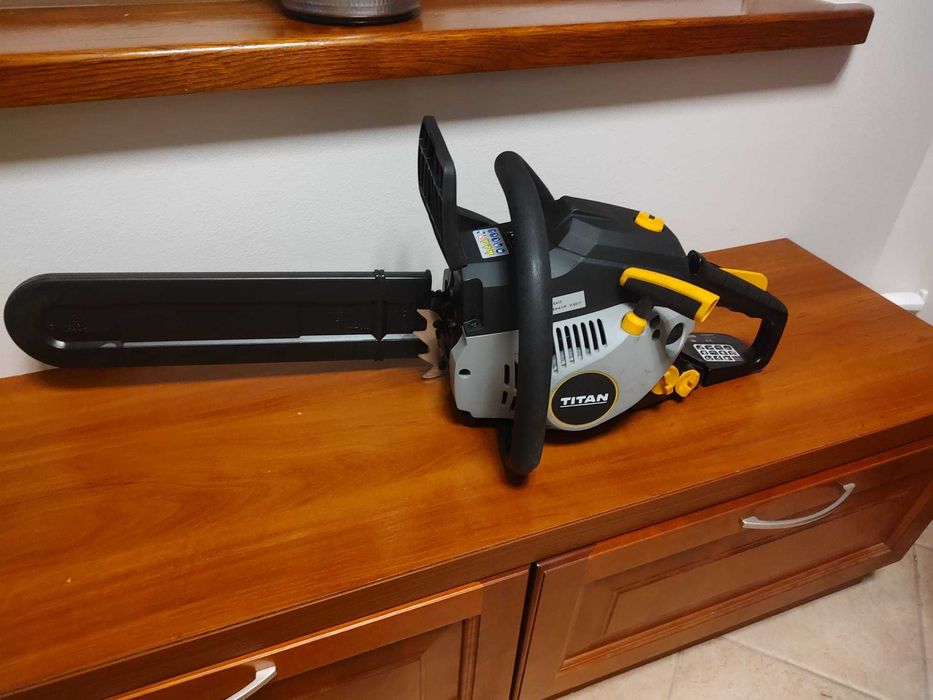 Piła spalinowa Pilarka TITAN 40cm LEKKA MOCNA