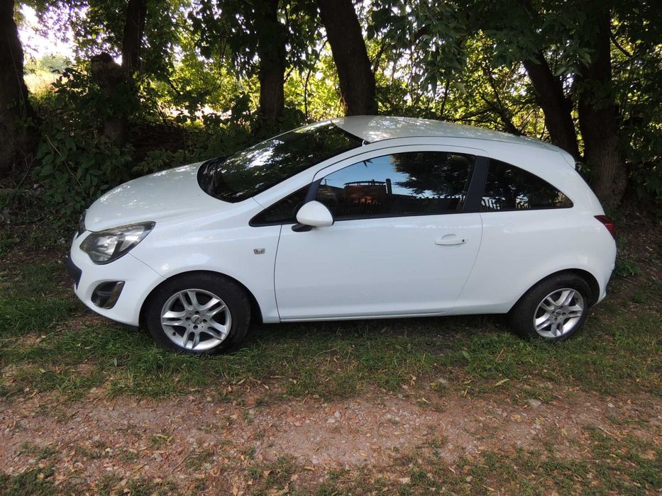 Opel Corsa D 1.2 автомат 2014р.