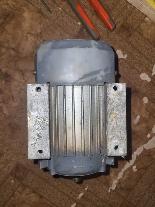 Электро Двигун асинхронний  ДААМ6344УЗ 3 фази