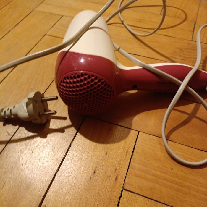 Mini suszarka do włosów