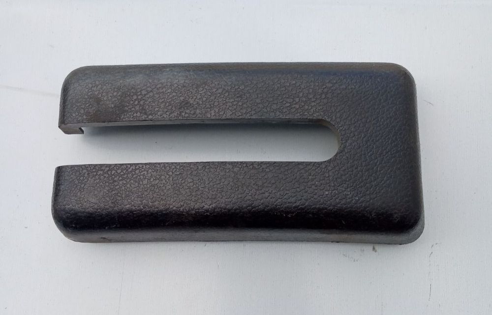 Продам накладку ручника авто.