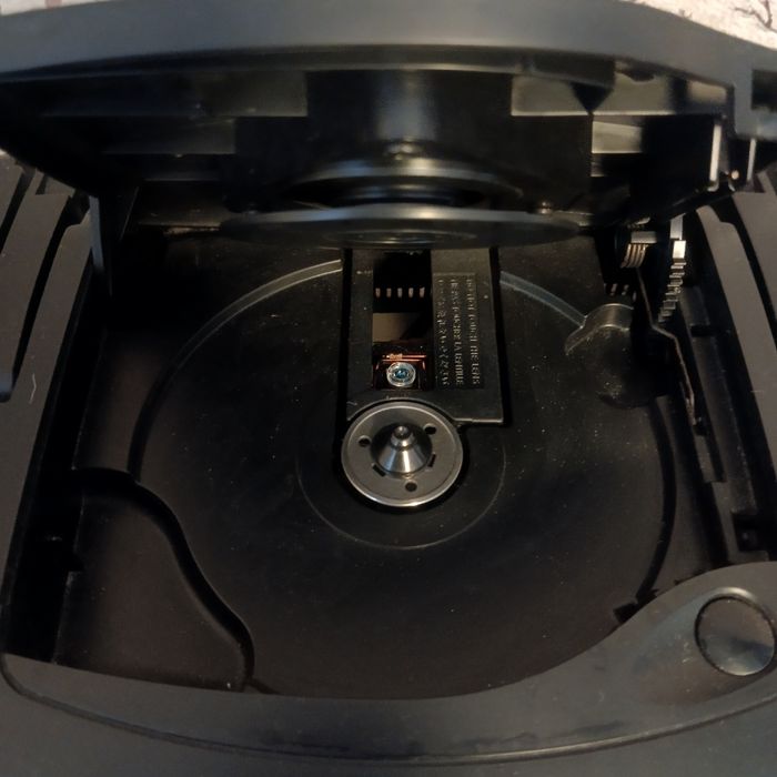 PHILIPS музыкальный центр продам