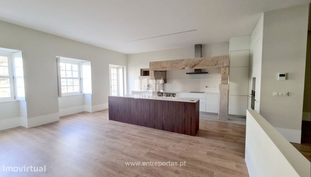 Venda de Apartamento T3 duplex, Centro da Cidade, Viana do Castelo.