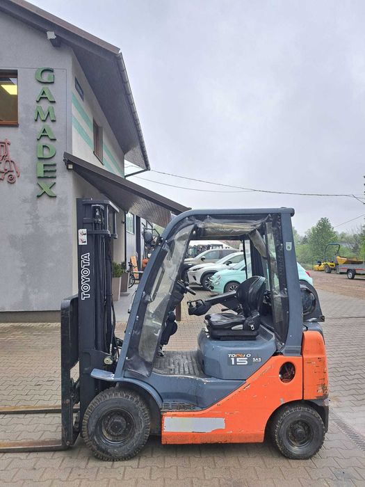 Wózek widłowy Toyota 02-8FGF15, 1,5t, LPG, 2010r Duplex 3,3m przesuw