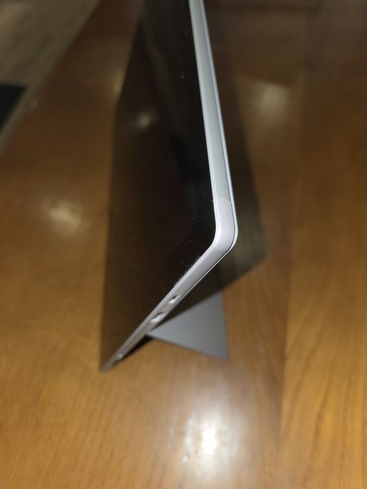 Microsoft Surface Pro 7 | Intel Core i7 | 16GB RAM | Estado Irrepreens