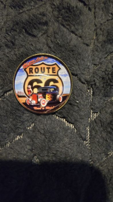 Broszka Route 66.