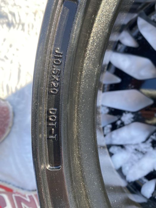 Диски 20-дюймові  різноширокі BMW