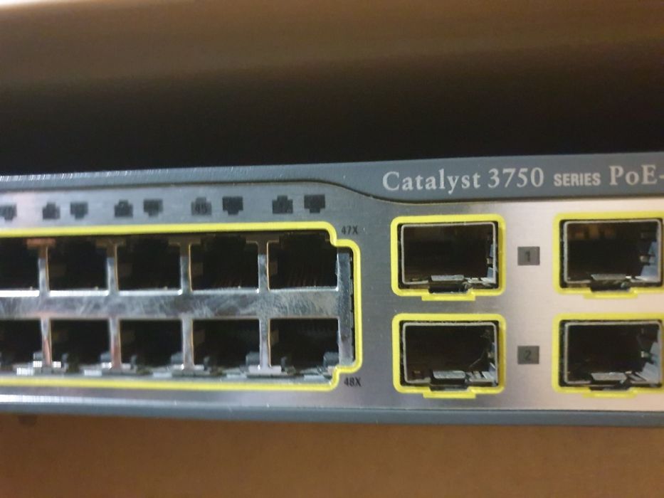 Switch CISCO Catalyst 3750G Series PoE-48