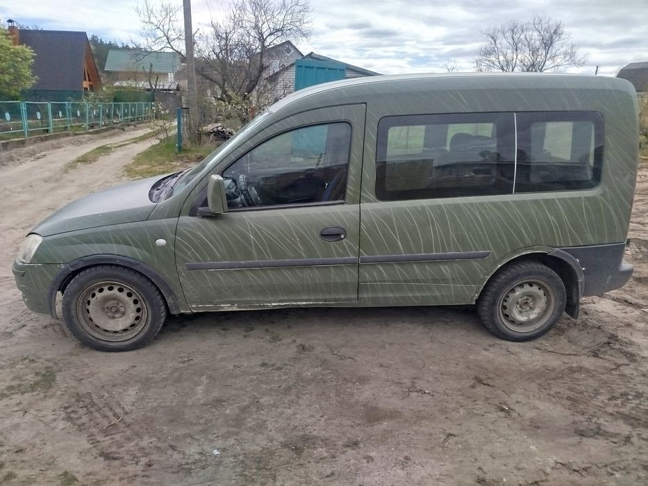 Продам Опель Комбо