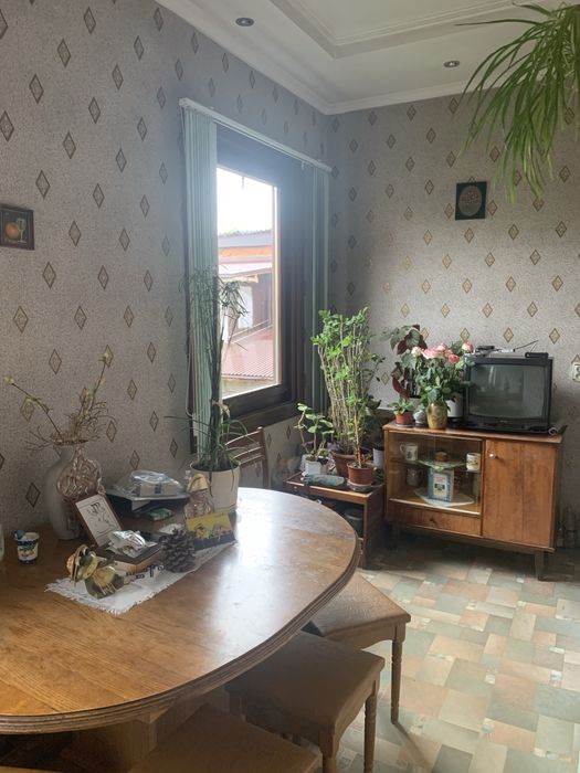 1 квартира Дмитра Гнатюка ( Толстого)