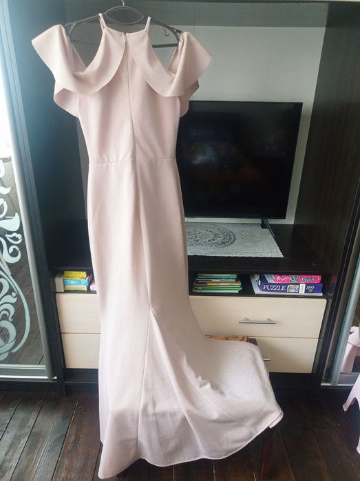 Плаття вечірнє довге