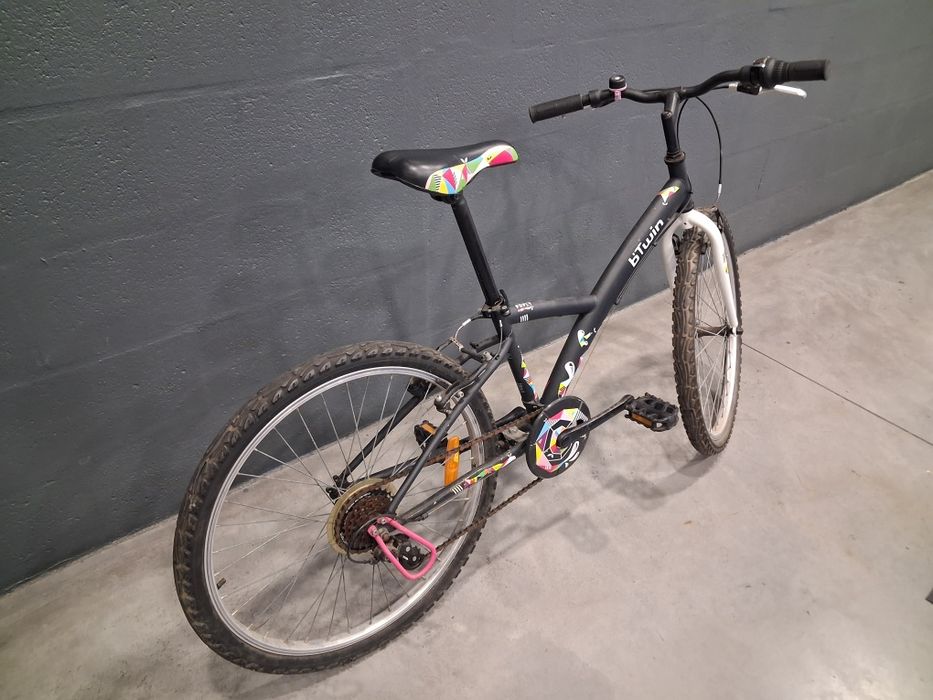 Bicicleta adolescente BTWIN Poply 300 em bom estado