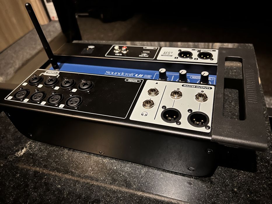 Soundcraft Ui 12