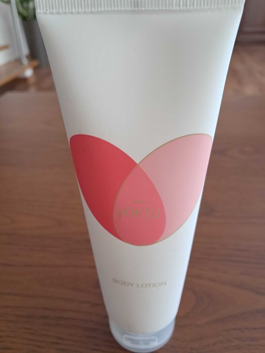 balsam do ciała Avon