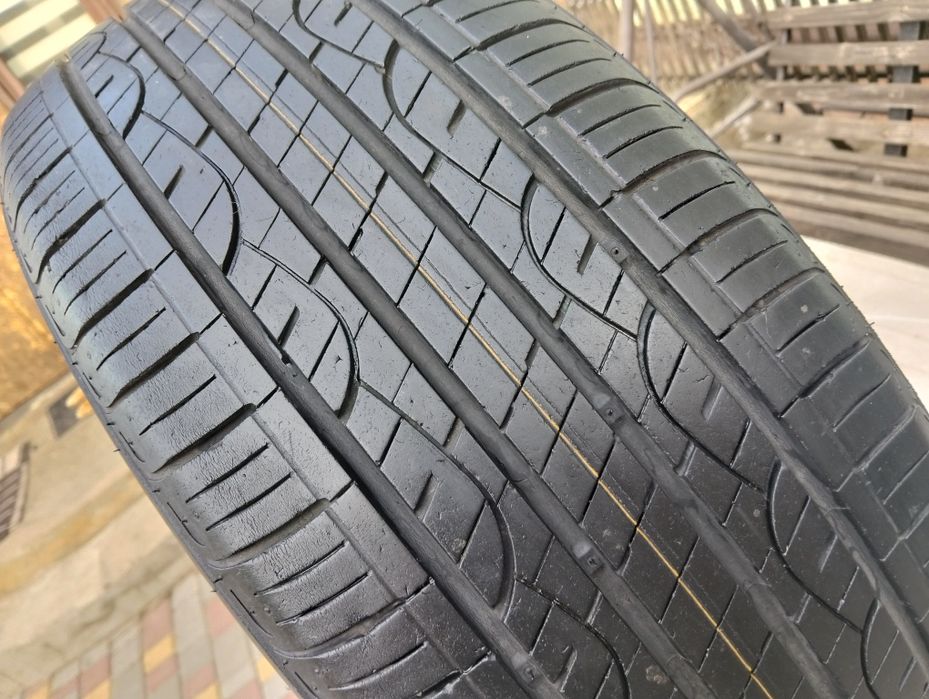 Продам шини Nexen N'Priz RH7 225/55 R18, всесезонка (задні)