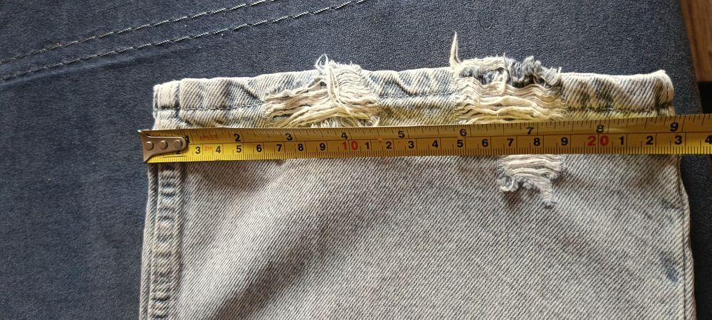 Джинси кльош, штани широкі